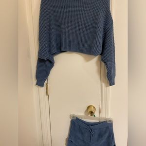 Nasty Gal matching blue sweater/shorts set (M)
